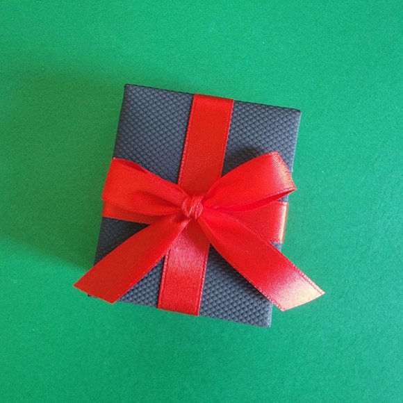 Sterling Silver White Sapphire Cross Pendant.  New - Picture 4 of 4